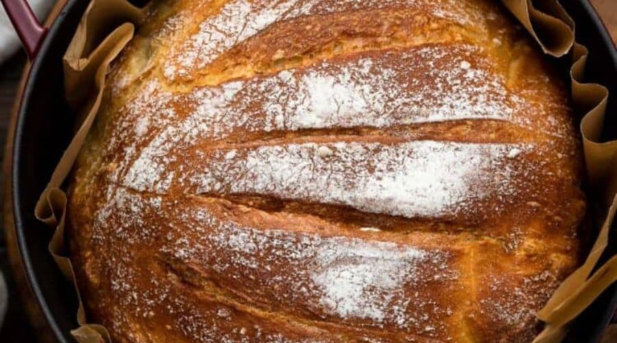 Buttermilk Dutch Oven Bread