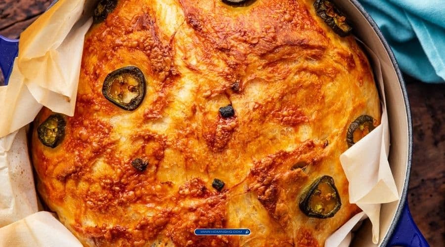 Cheddar Jalapeño Dutch Oven Bread