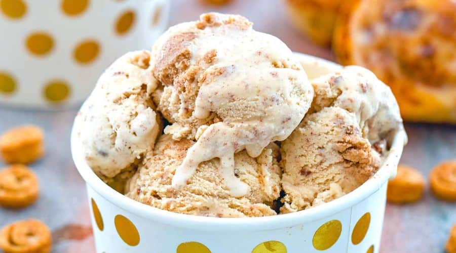 Cinnamon Roll Ice Cream