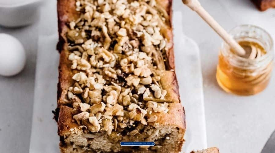 Cinnamon Swirl Banana Bread