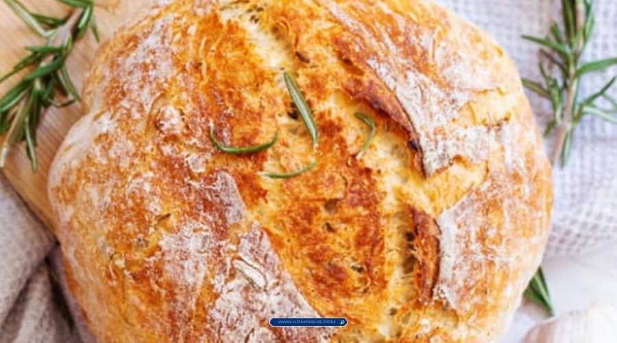 Garlic Rosemary Dutch Oven Bread