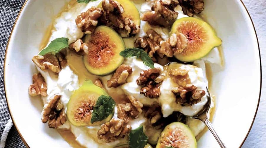 Greek Yogurt Honey Nuts