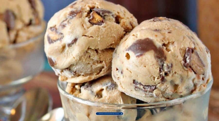 Peanut Butter Cup Ice Cream