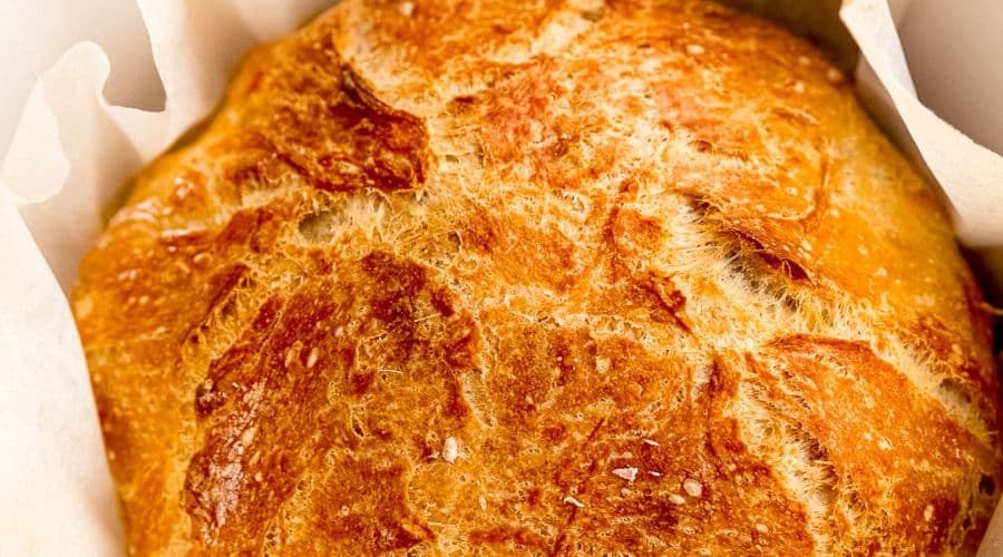 Simple Dutch Oven Bread