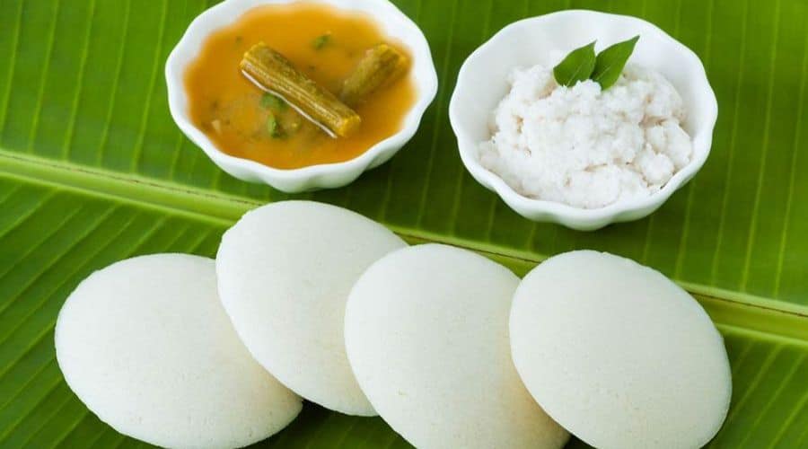 Idli with Sambar